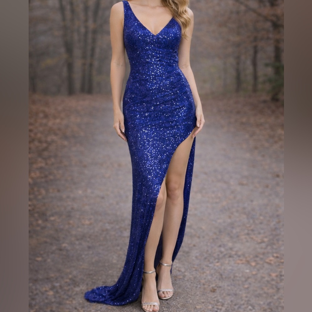 New Mac Duggal $298 Ieena Blue Sequined Asymmetrical Gown Dress Sz 4 STUNNING